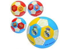 М'яч футбольний в куль. 