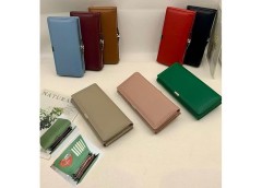 Гаманець жіночий на кнопці 96106