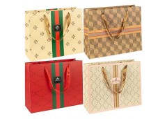 Пакет подарунковий паперовий 16*7*13см. горизонтальний HL-104/DF-349XS (72)