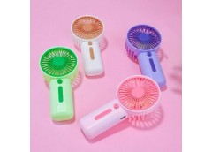 Вентилятор в кор. на бат. 13*7*5см. 4кол. MK 5673 (30)